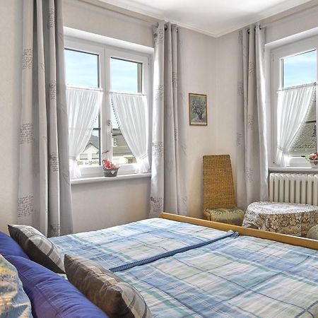 Pension "Haus Am Walde" Brodenbach, Mosel 외부 사진