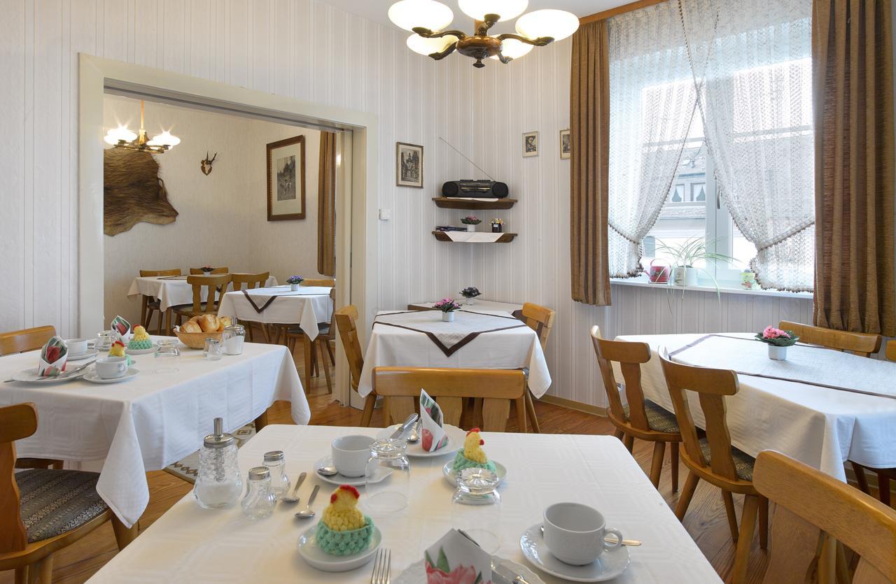 Pension "Haus Am Walde" Brodenbach, Mosel 외부 사진