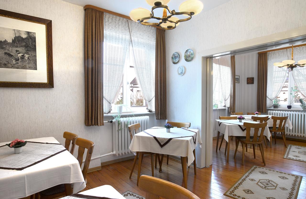 Pension "Haus Am Walde" Brodenbach, Mosel 외부 사진