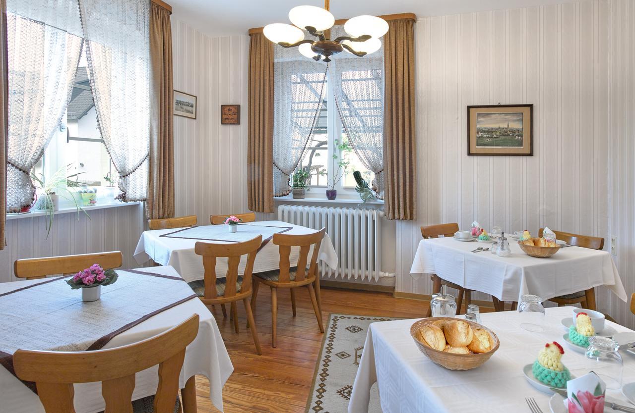 Pension "Haus Am Walde" Brodenbach, Mosel 외부 사진