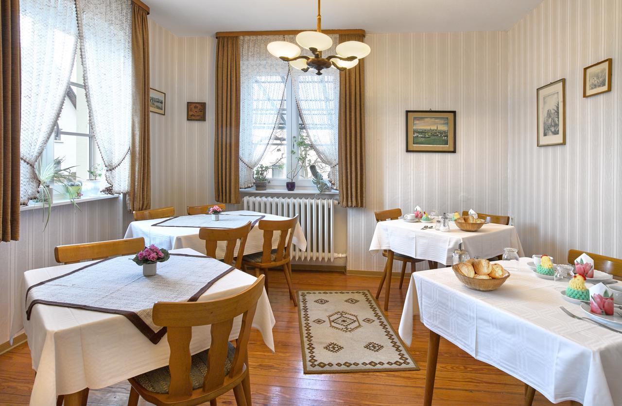 Pension "Haus Am Walde" Brodenbach, Mosel 외부 사진