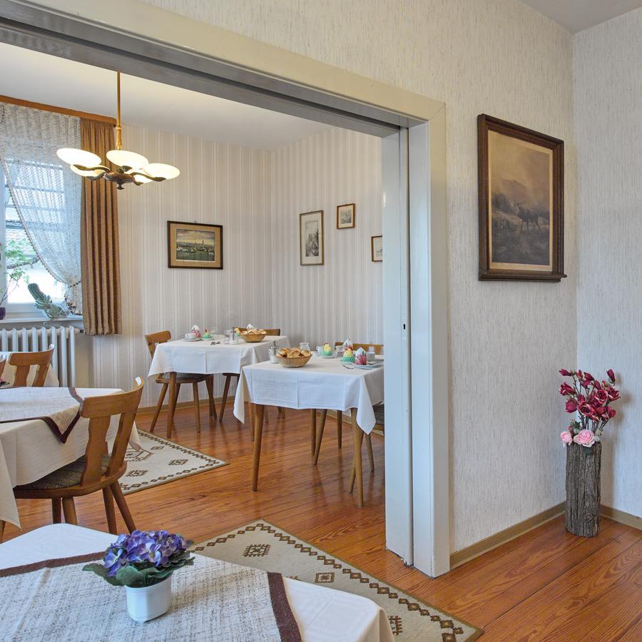Pension "Haus Am Walde" Brodenbach, Mosel 외부 사진